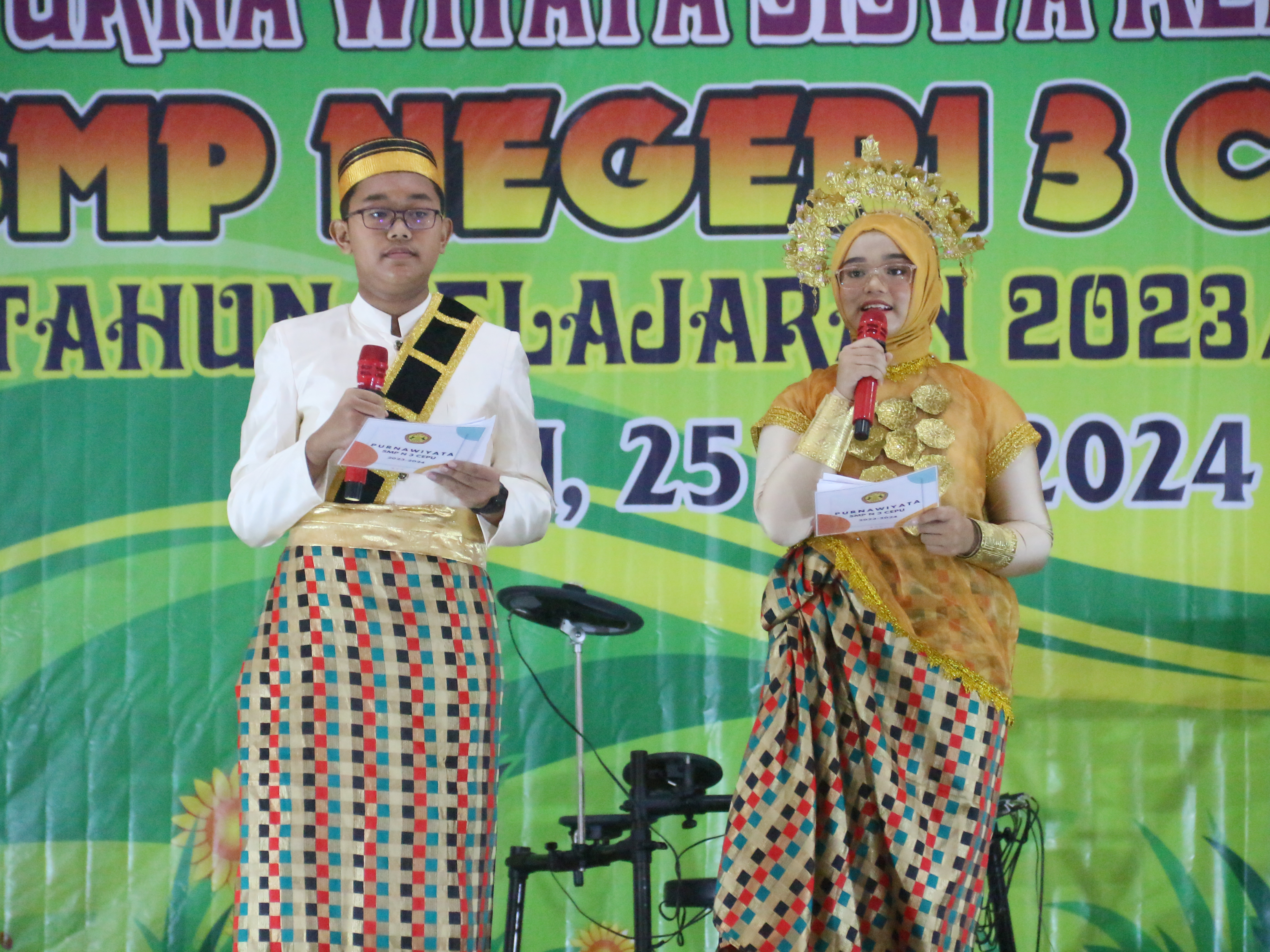 Huga dan Tasya